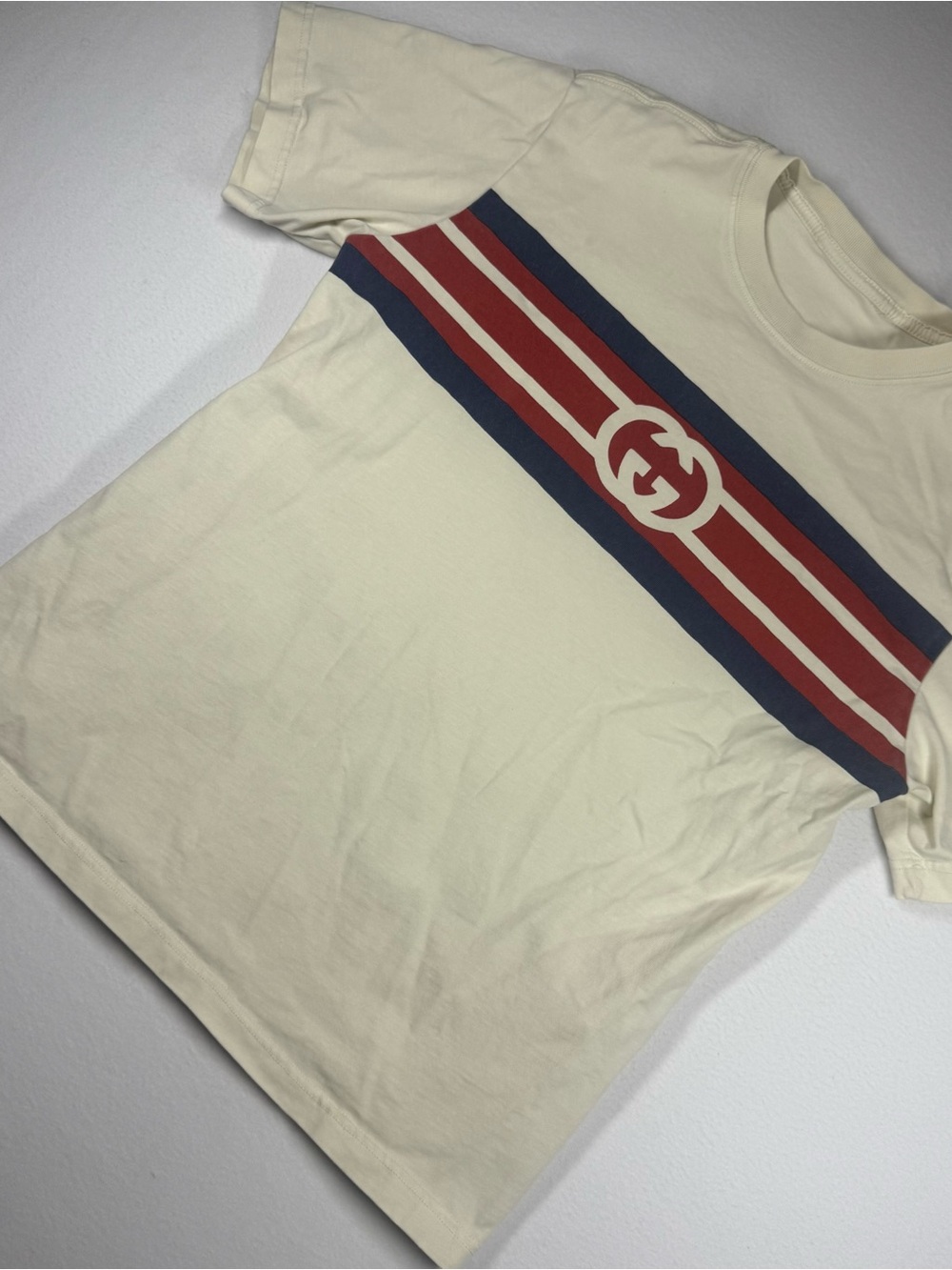 Gucci Cream Short-Sleeve Tee G stripe Logo